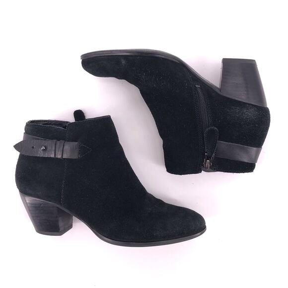Guess black suede Geora booties - Picture 3 of 9